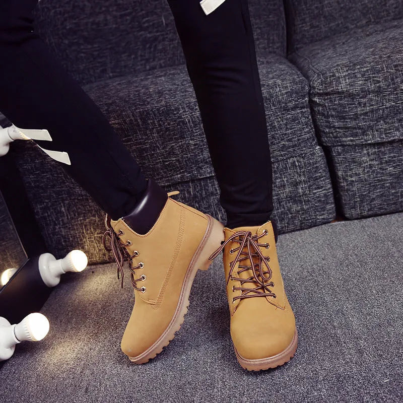 Men's pink Martin boots with velvet lining, round toe design and lace-up front closure