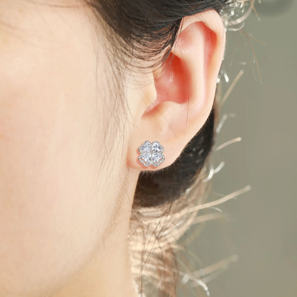 925 silver heart-shaped earrings with four-leaf clover motifs and zircon stones in white gold colour