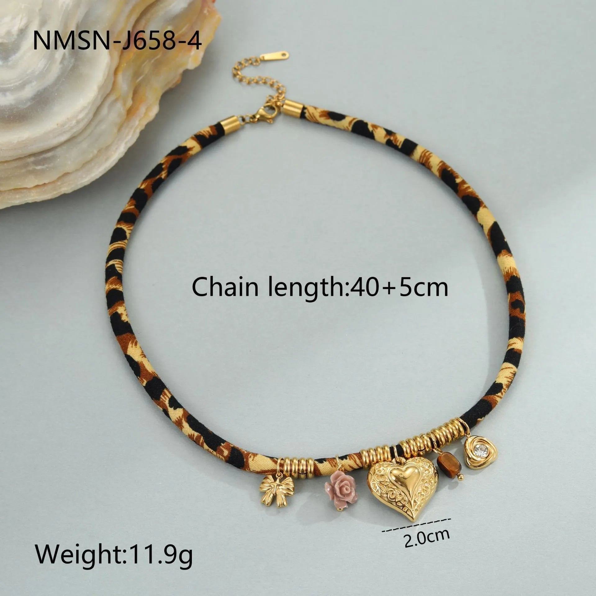 Leopard series stainless steel necklace for women with geometric pendant on adjustable 41-50cm chain