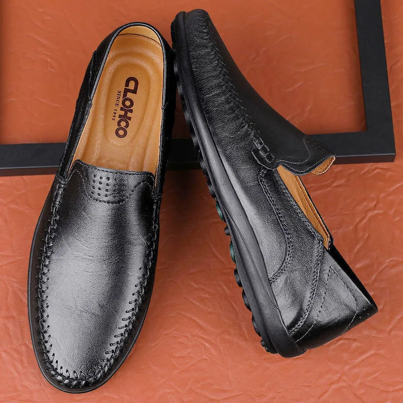 Men's brown leather casual shoes with round toe and flat rubber sole