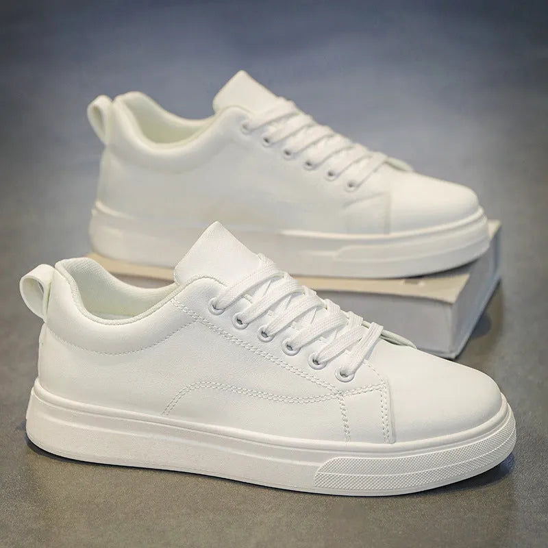 Men's low-top Korean-style sneakers in three colour options with rubber sole