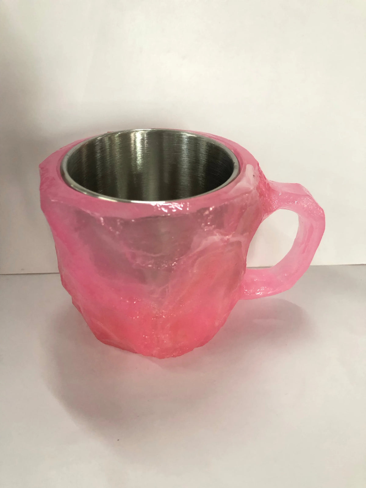 Clear resin coffee mug with crystal texture and handle in assorted colours