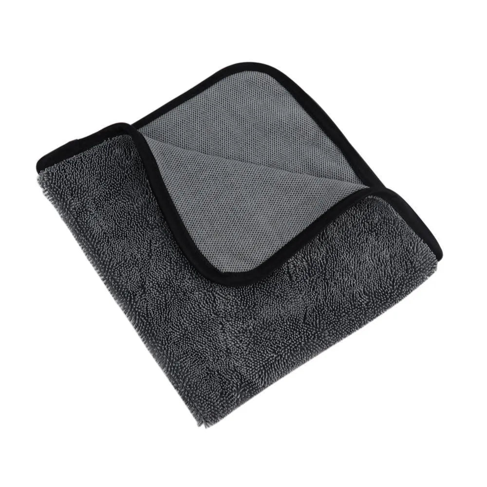 Grey microfiber car wash towel measuring 40x40 cm with high-pile texture for water absorption