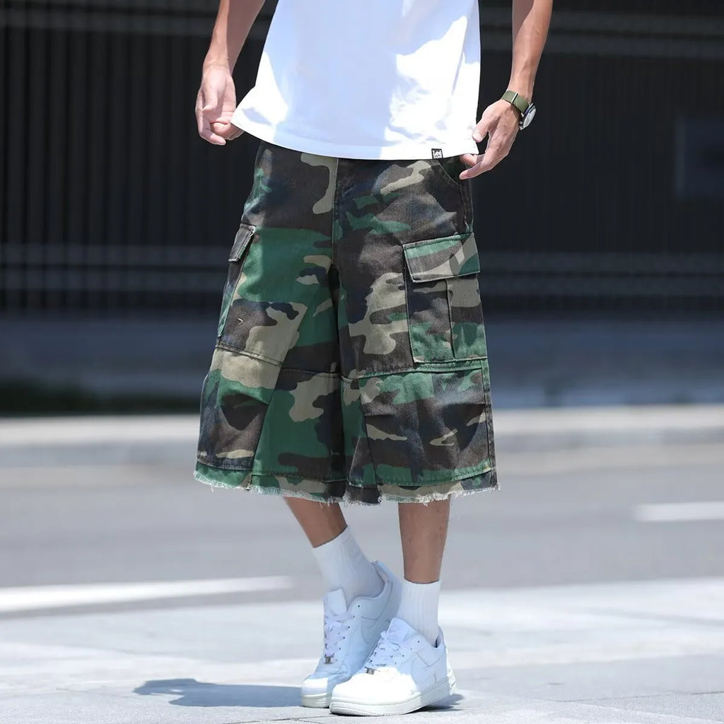 Men's loose-fitting cotton camouflage shorts in a cropped, retro workwear style