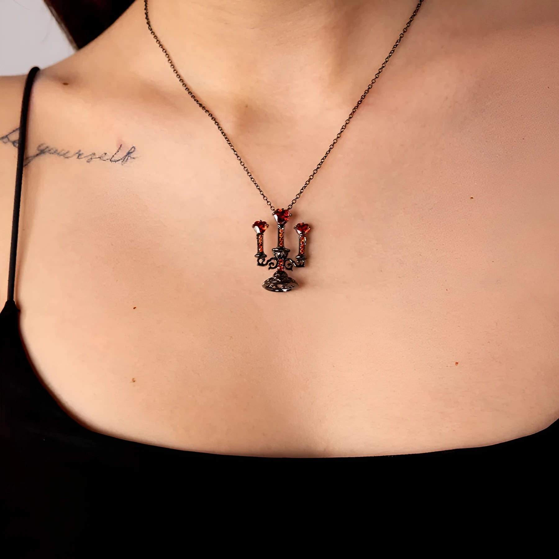 Retro candlestick gothic clavicle chain necklace with cross chain design