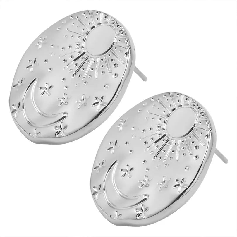 304 stainless steel geometric shell stud earrings in gold and silver electroplated colours