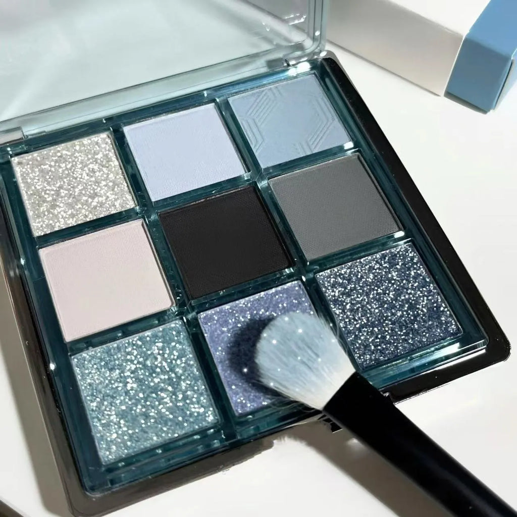 MUGELEEN 08 nine-colour eye shadow palette showing low saturation blue smoked and earth tones