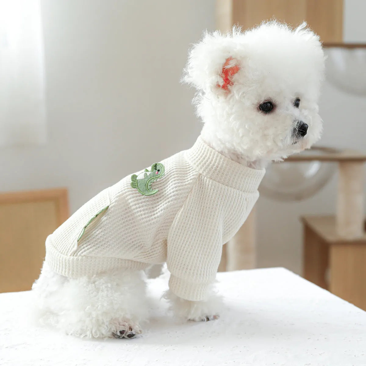 Casual polyester round-neck pet shirt in XS to XL with dinosaur, letter and red heart style options