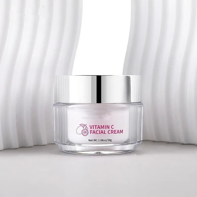 Vitamin C Face Cream in 6×6×5.2cm jar containing 30g brightening moisturiser