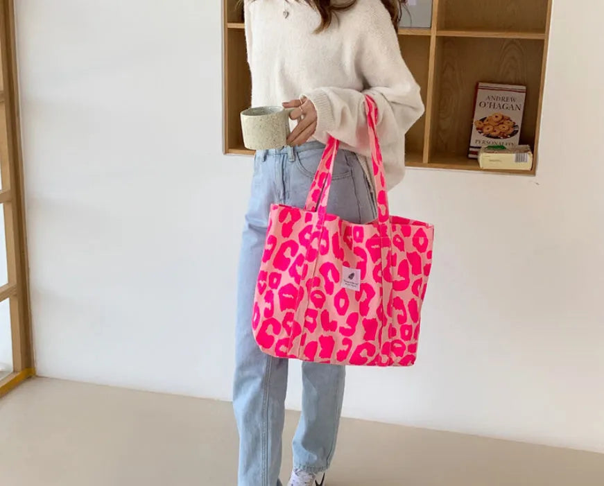 Women's Oxford cloth shoulder bag with three-dimensional pocket in pink, black, or sapphire blue colour options