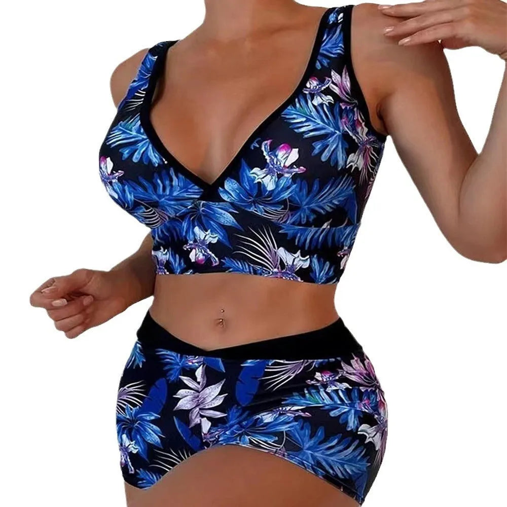 Women's two-piece swimsuit with printed boxer shorts in multicolour pattern
