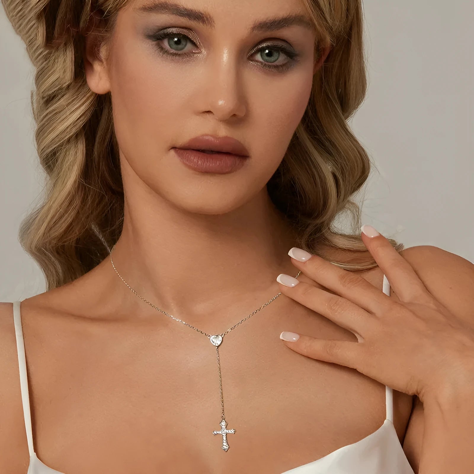 Women's 925 silver V-neck love cross necklace with O-ring chain in colour BSN384