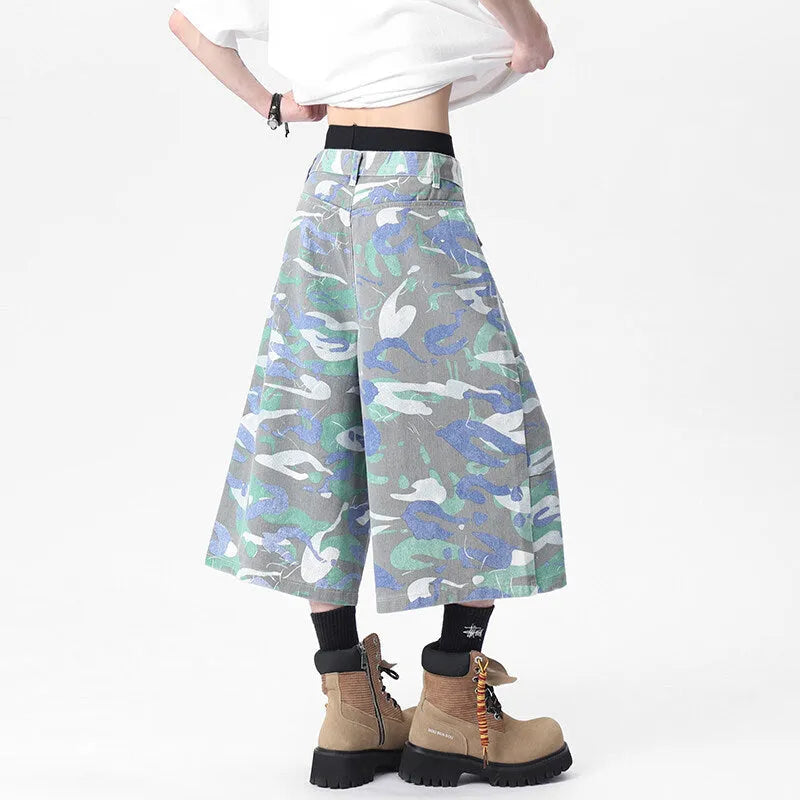 Camouflage cotton denim cropped trousers with straight leg cut and utility pockets