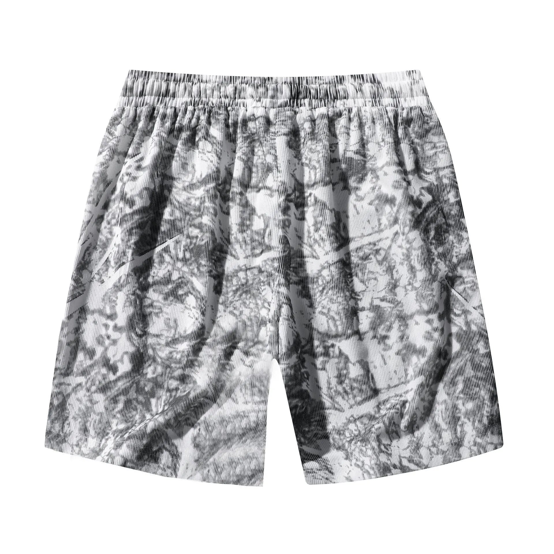 Men's camouflage pattern athletic shorts in corduroy fabric with elasticated waistband