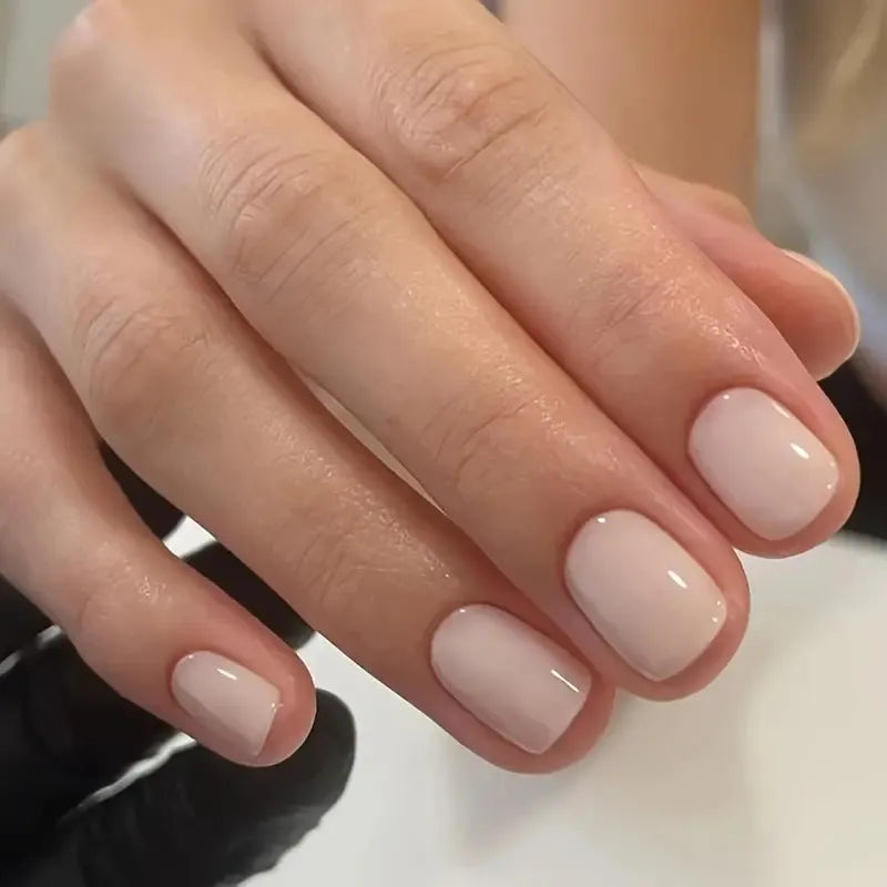 Plastic nail art set in solid MY119 colour with cute styling for ladies' DIY manicures