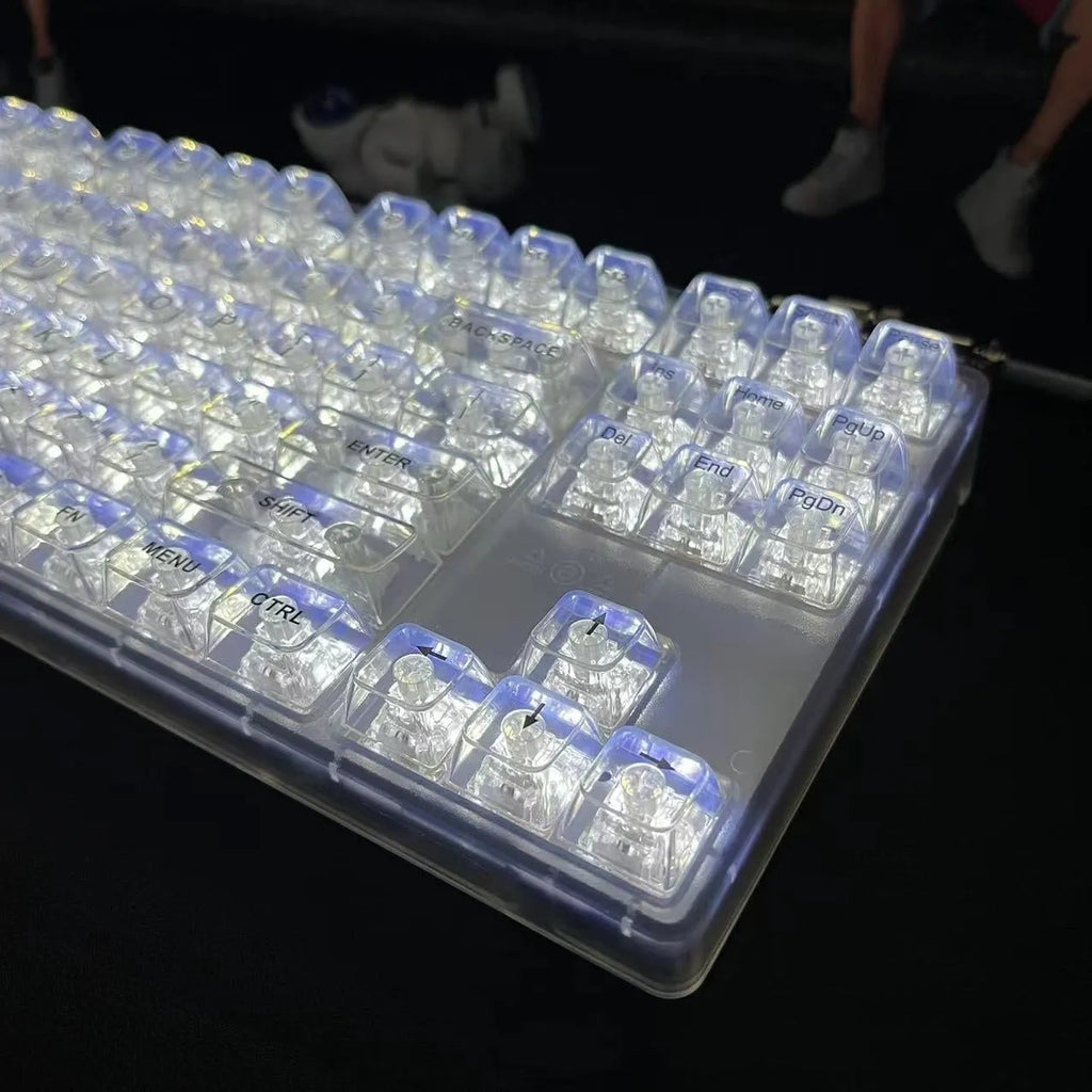 Universal 132-key transparent plastic key cap set for mechanical keyboards