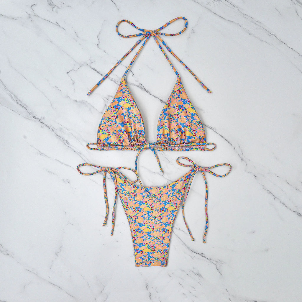 Women's lace-up bikini swimsuit in picture colour with European style backless briefs design