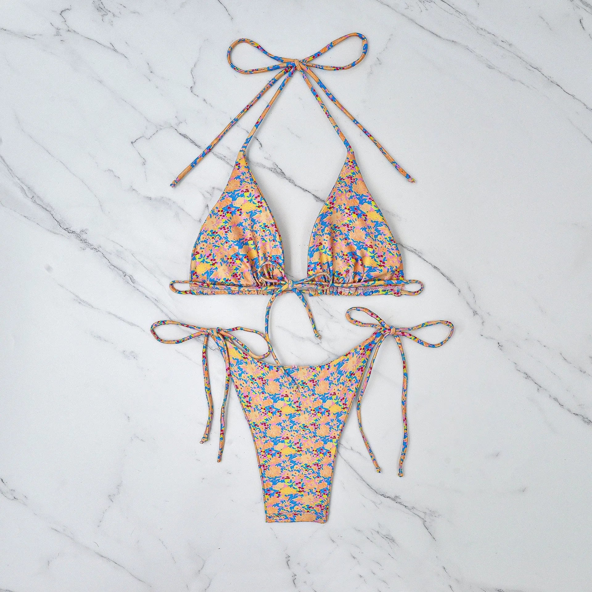 Women's lace-up bikini swimsuit in picture colour with European style backless briefs design