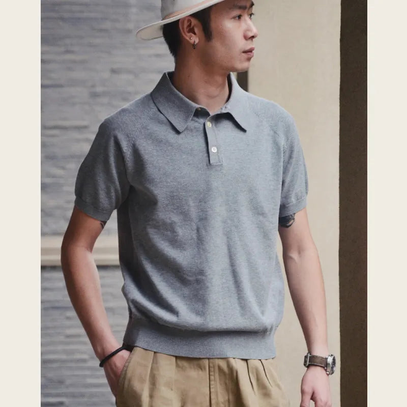 Knitted cotton short-sleeved t-shirt in slim fit with solid colour pattern