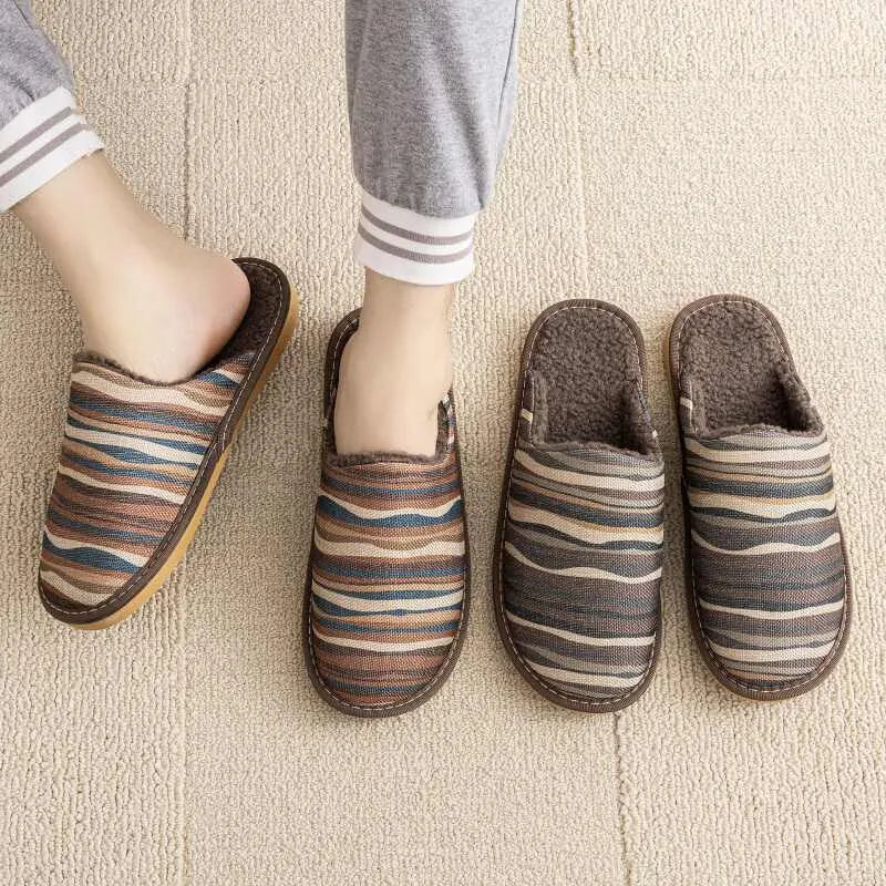 Cotton household slippers with linen surface and PVC sole in floral colour patterns
