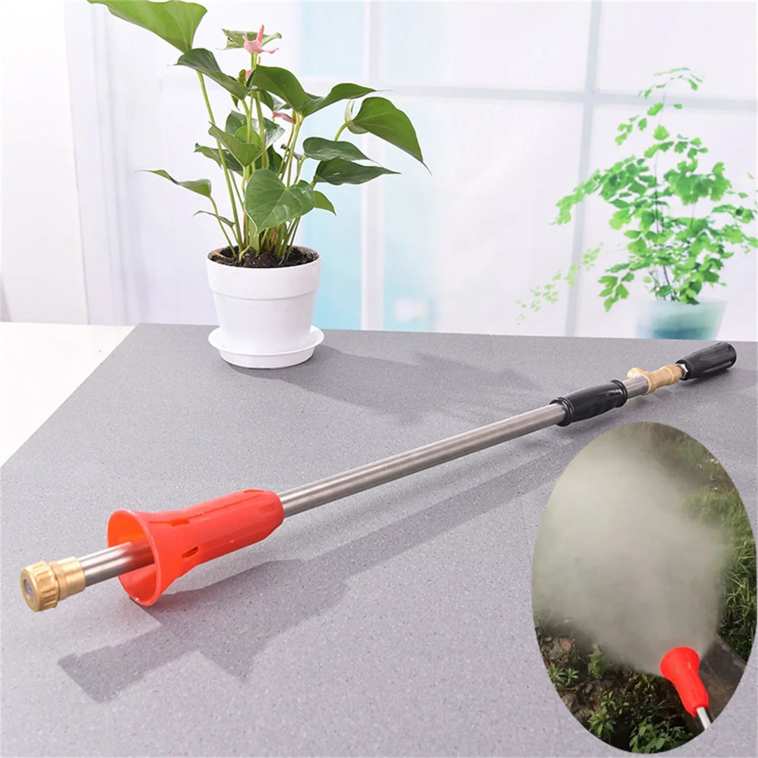 Submachine gun style agricultural spray gun for adjustable pesticide spraying