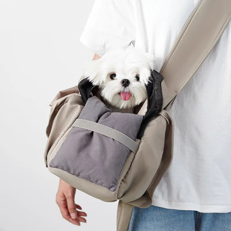 Apricot-coloured cloth pet handbag for small dogs measuring 41x16x28 cm