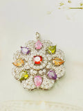 Women's zircon flower pendant necklace in gold, champagne gold, or platinum colour with optional chain