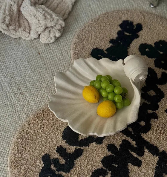 White resin simulation shell fruit plate ornament for table centrepiece decoration
