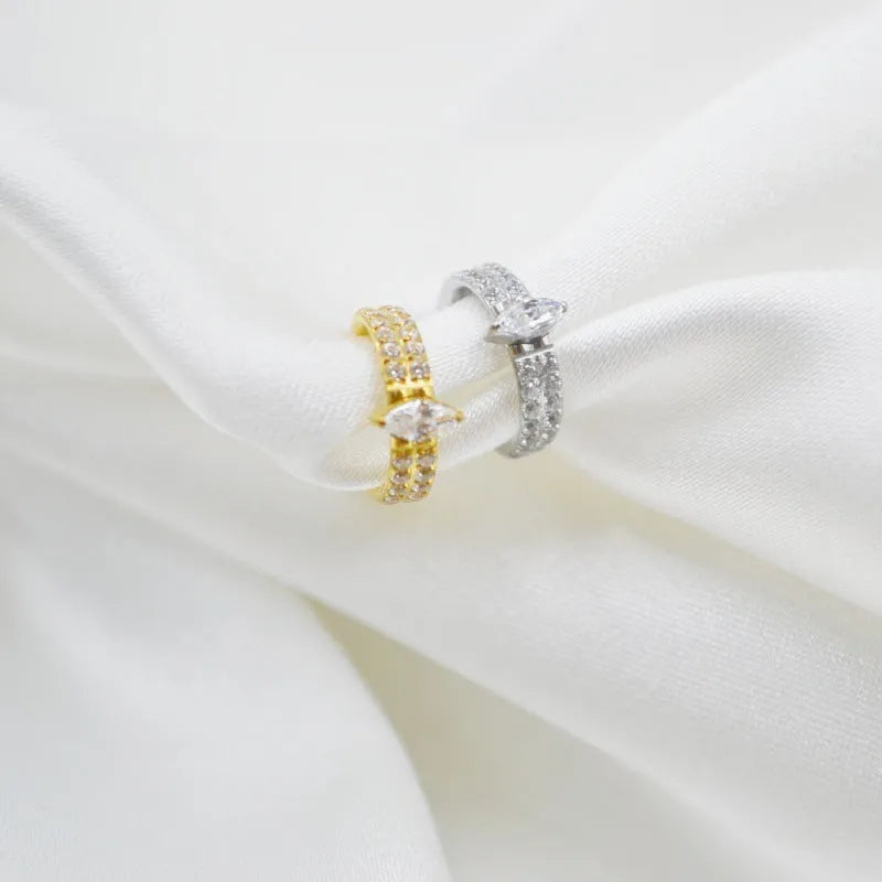 316 titanium steel heart earrings with full diamond zircon setting in silver or gold colour