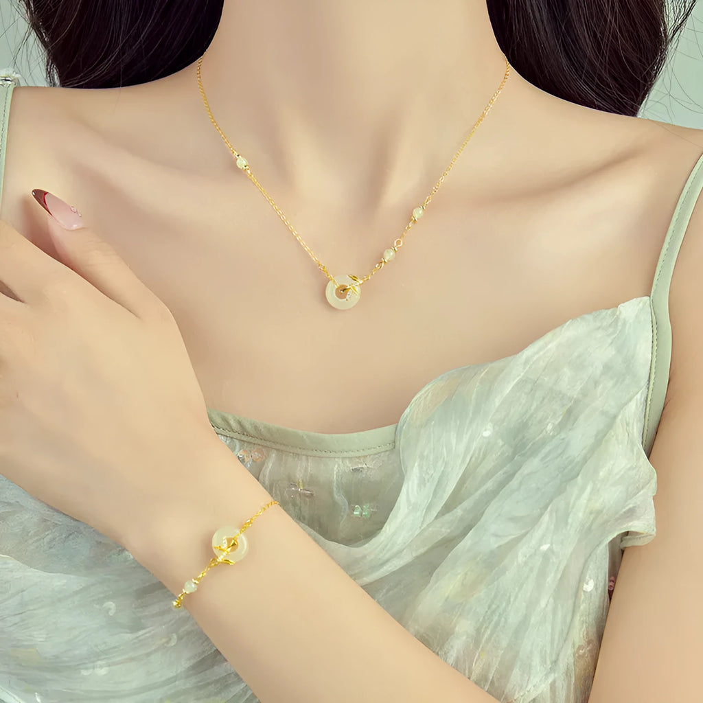 Women's Hetian Jade safety buckle bracelet in antique style with peace buckle detail